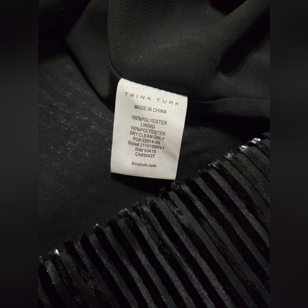 🆕️ Trina Turk Black Dressy Shimmer Concourse Women's Top Size XS/S - Picture 7 of 13